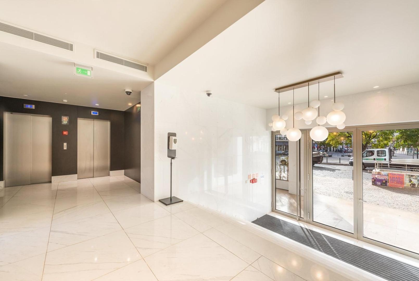 Guestready - 2Br Apt Carlos I With Terrace And Gym Διαμέρισμα Lisboa Εξωτερικό φωτογραφία