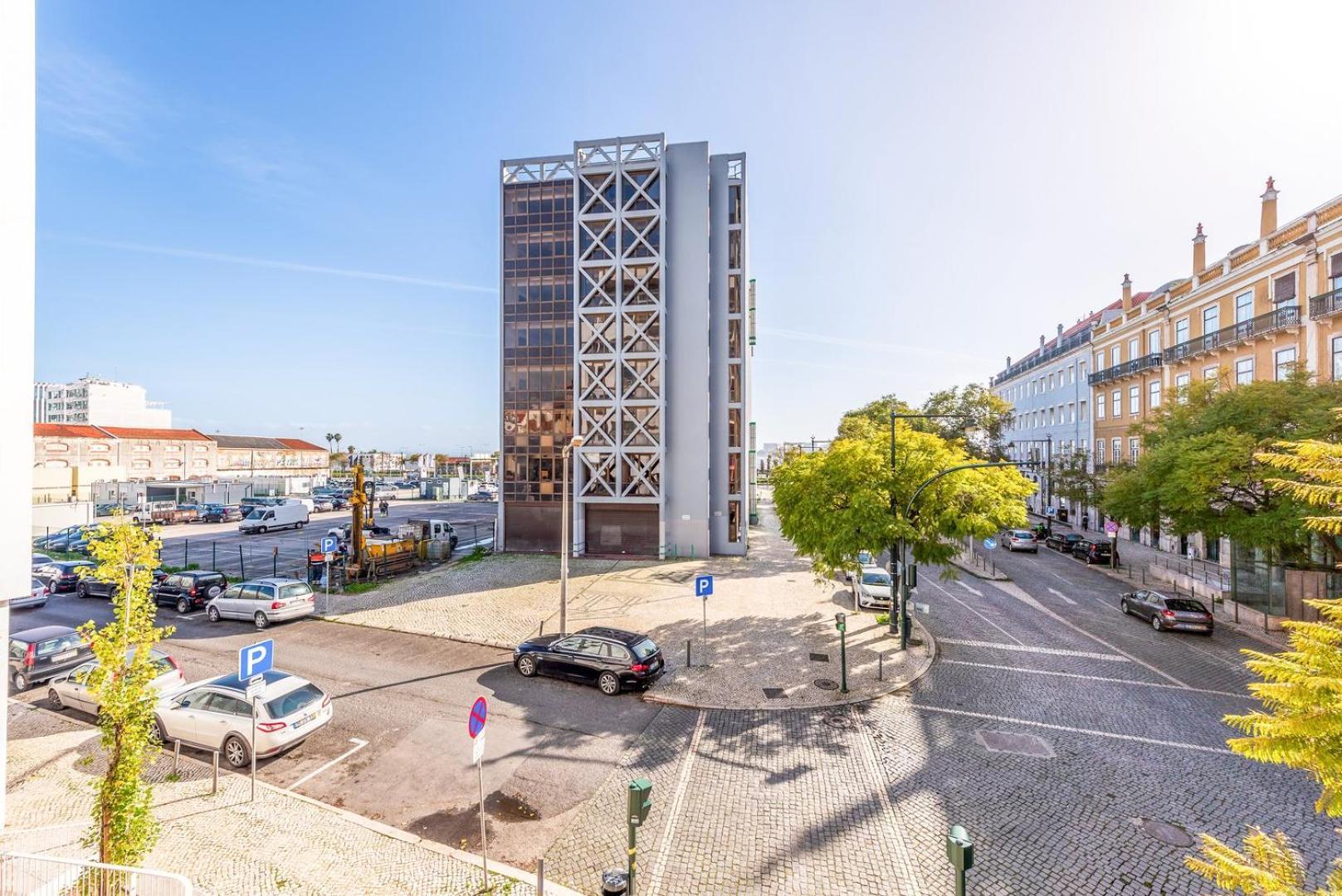 Guestready - 2Br Apt Carlos I With Terrace And Gym Διαμέρισμα Lisboa Εξωτερικό φωτογραφία